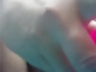 Bbw vibe in the pool